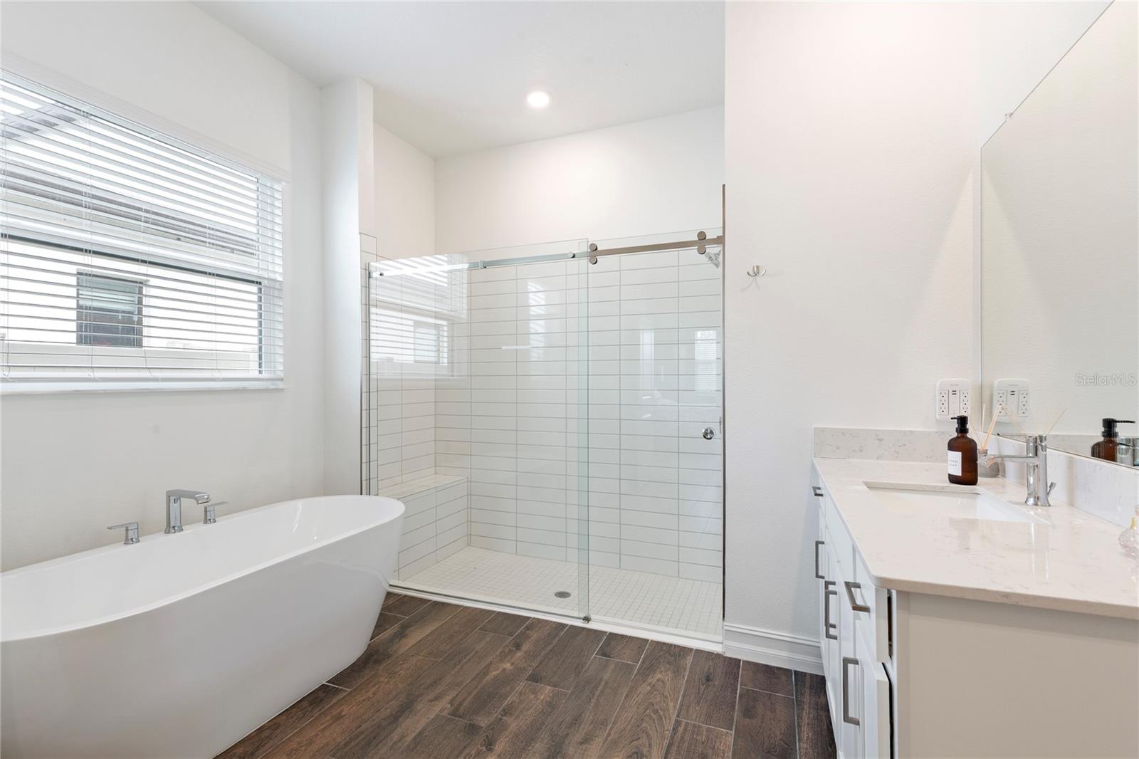 CONNERTON VILLAGE 4 PH 1 - Residential