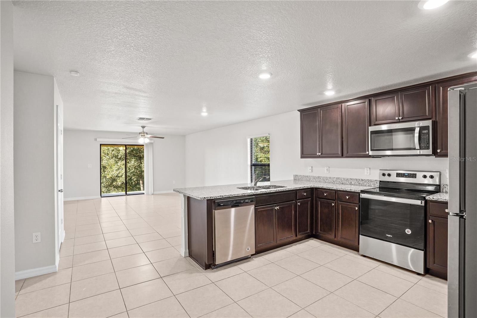 MASCOTTE LAKE JACKSON RIDGE PH 02 - Residential