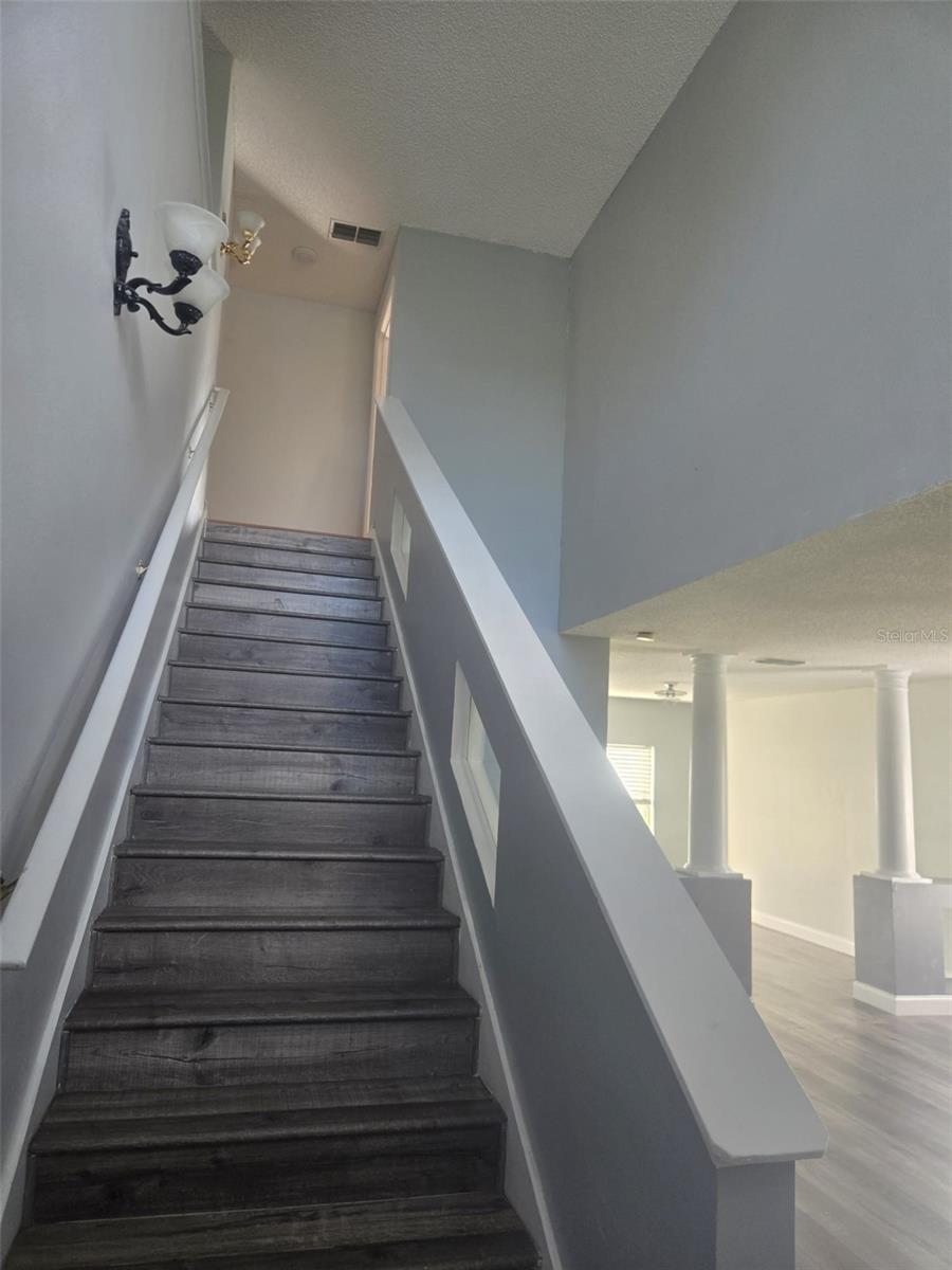 JASMINE POINTE AT CRESCENT LAKES - Residential Lease