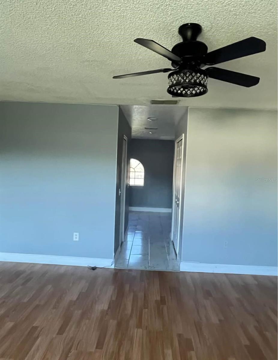 JASMINE POINTE AT CRESCENT LAKES - Residential Lease