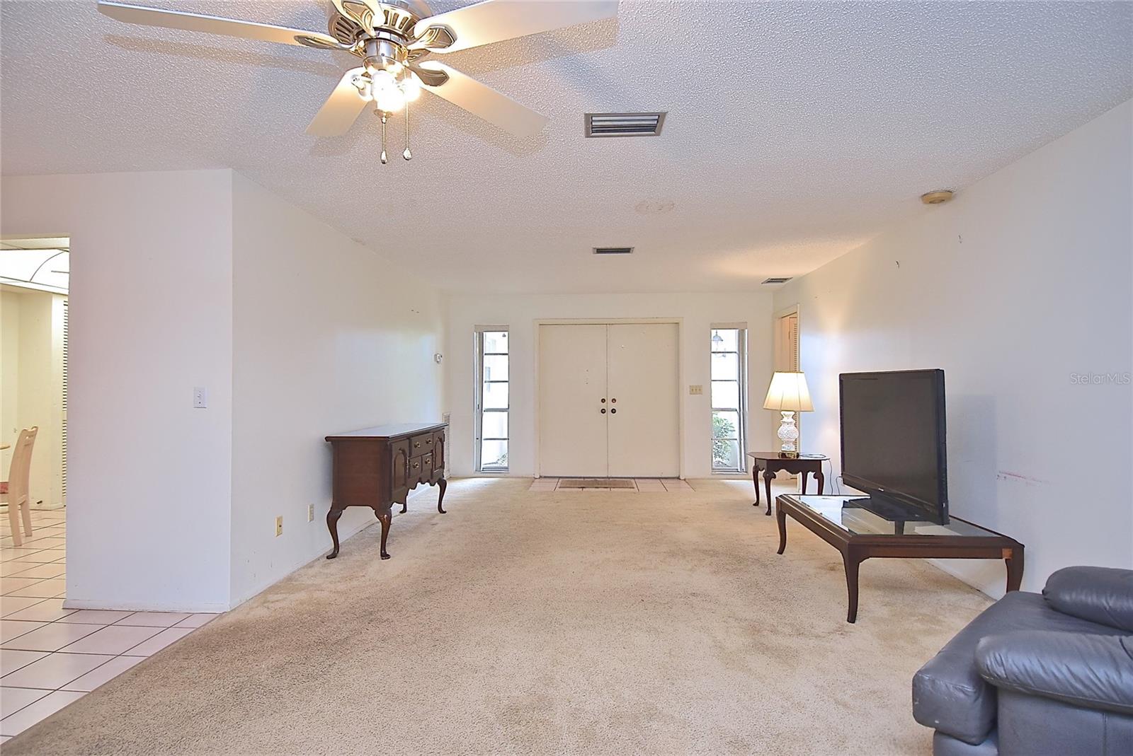 6883 W COUNTRY CLUB LANE