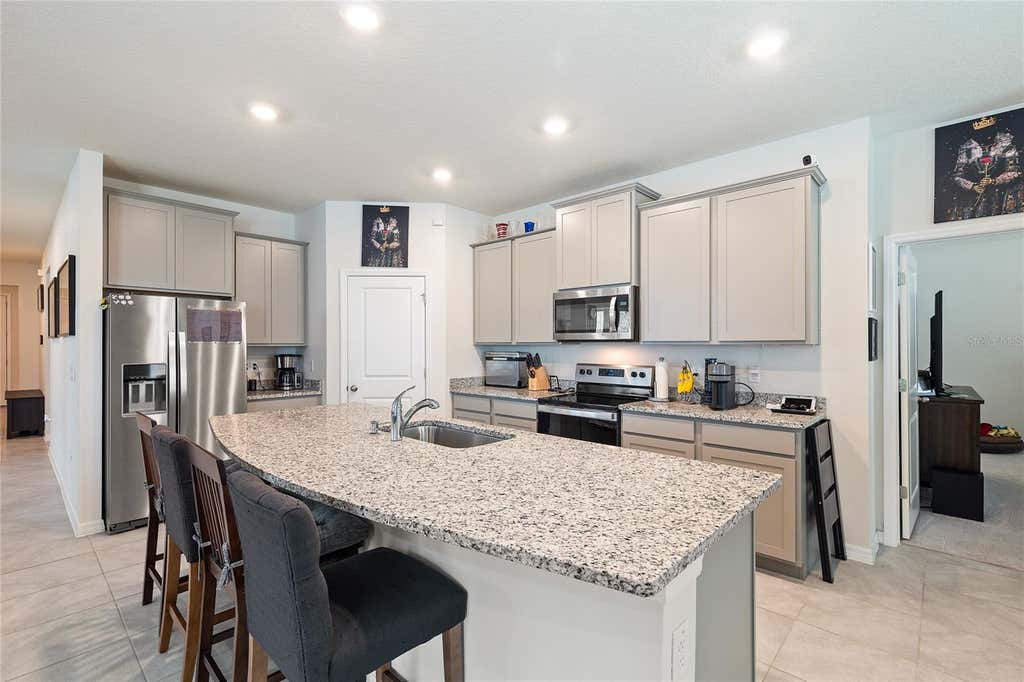 Photo of 12401 Shining Willow Street, Riverview, FL 33579 (MLS # TB8515510)