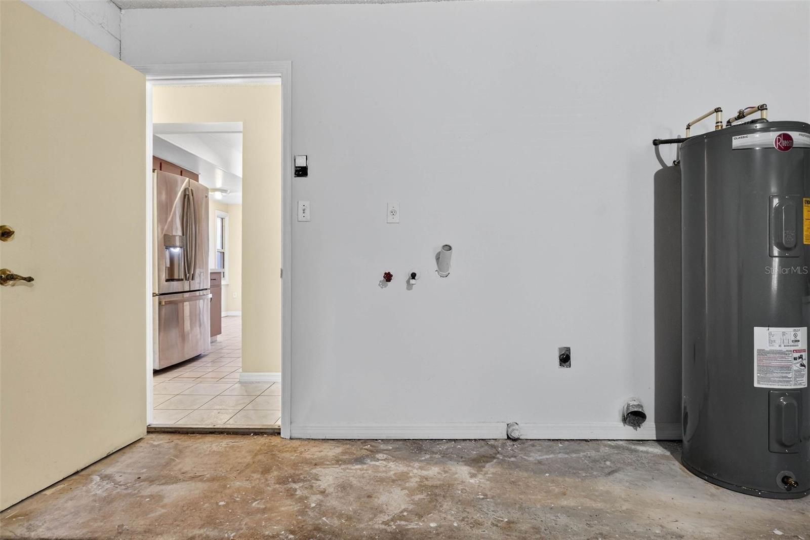 ISLAND CLUB AT ROSEMONT CONDO PH 08 - Residential