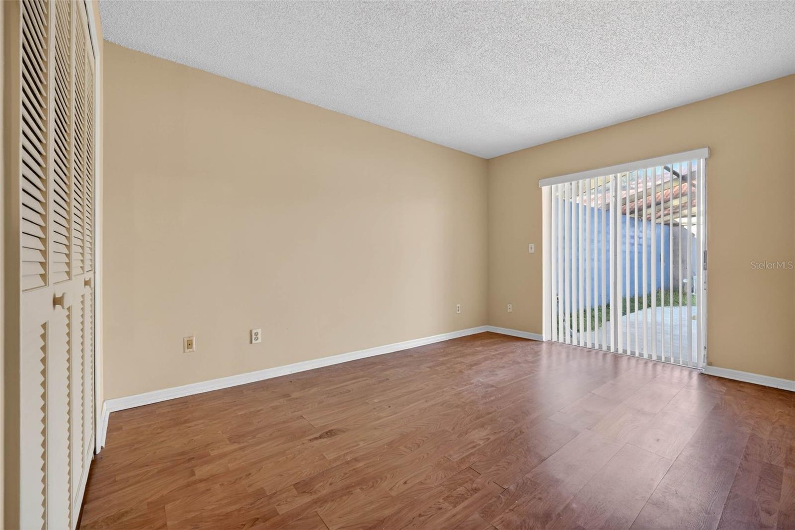 ISLAND CLUB AT ROSEMONT CONDO PH 08 - Residential