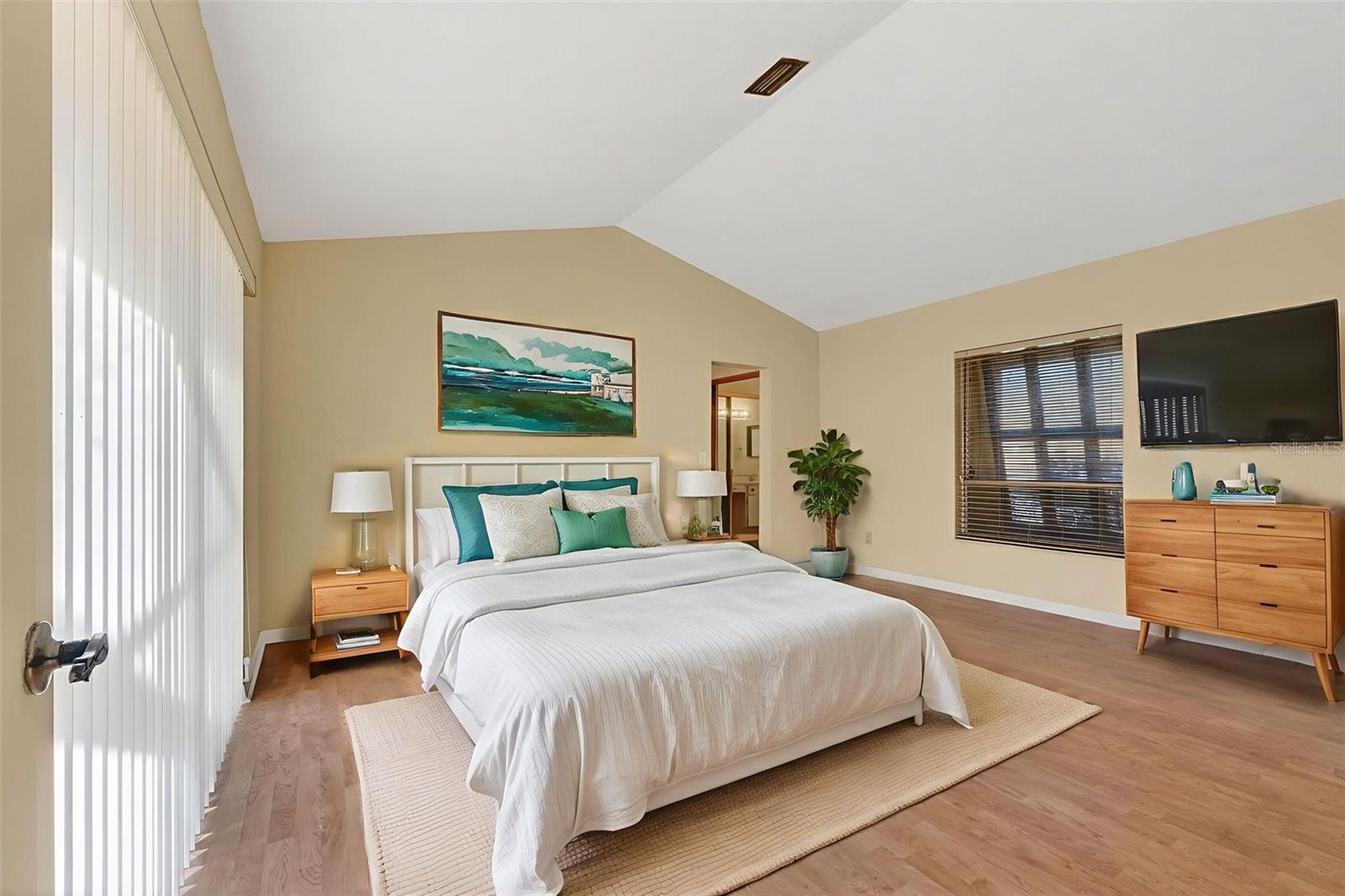 ISLAND CLUB AT ROSEMONT CONDO PH 08 - Residential