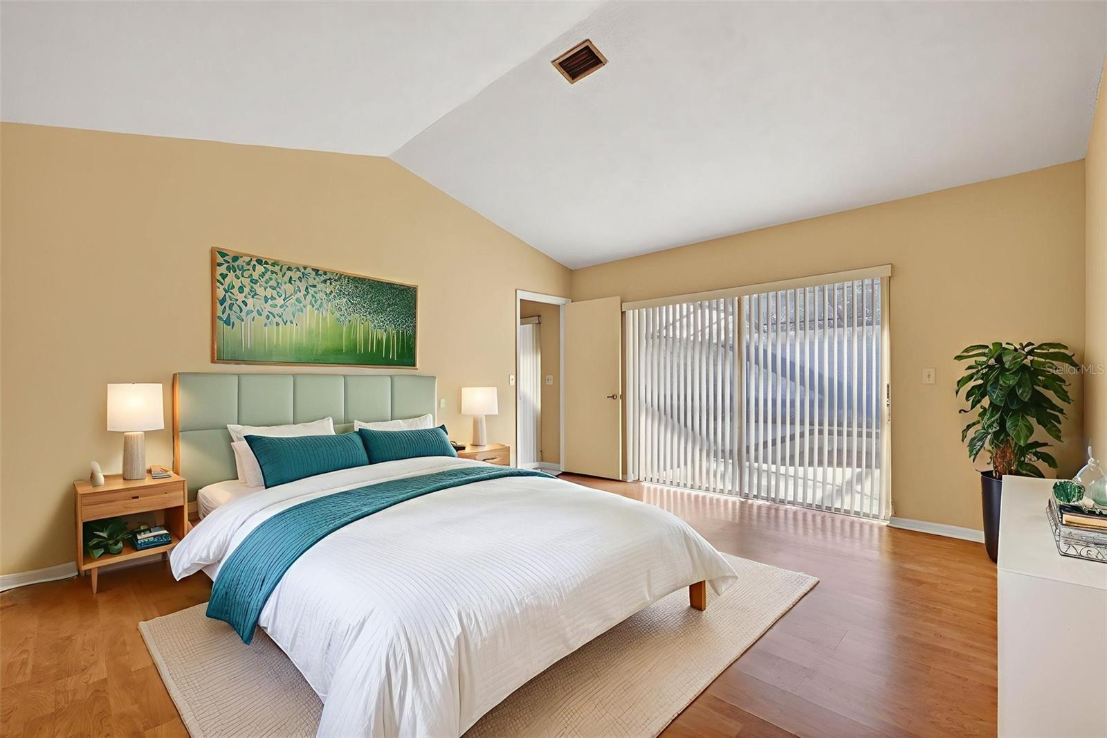 ISLAND CLUB AT ROSEMONT CONDO PH 08 - Residential