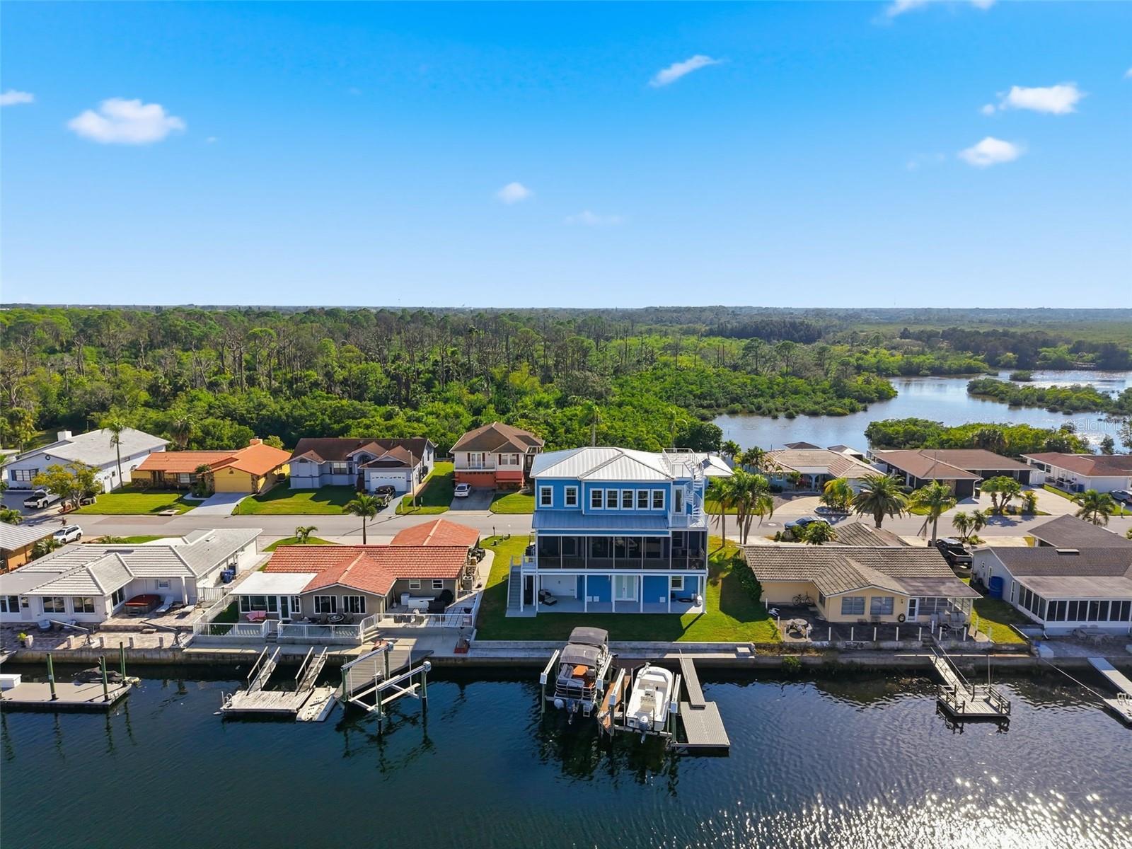 FLOR A MAR - Residential