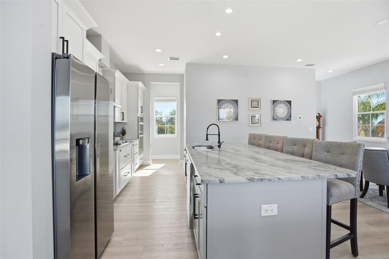 FLOR A MAR - Residential