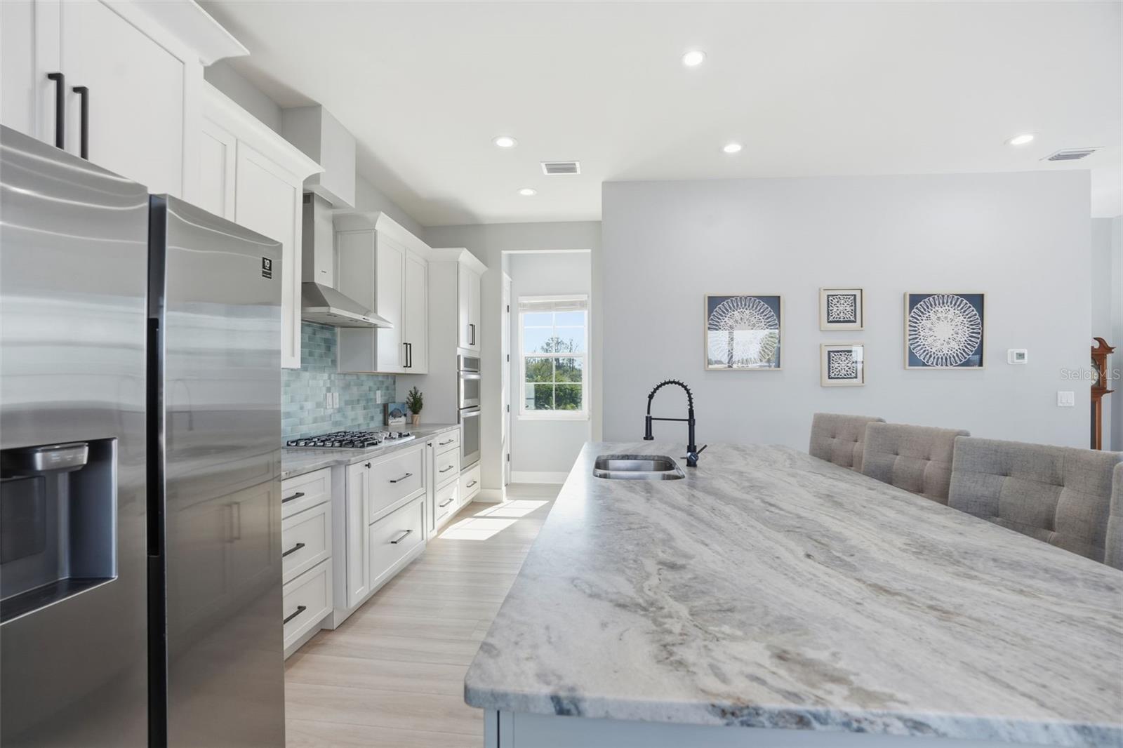 FLOR A MAR - Residential