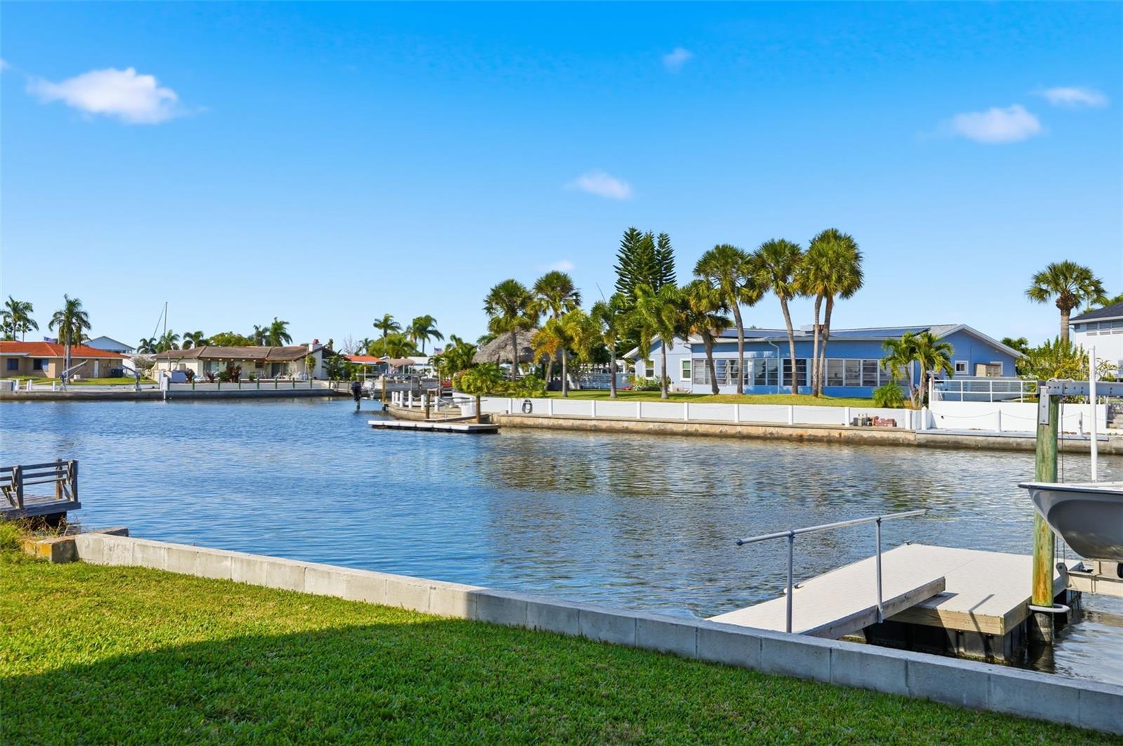 FLOR A MAR - Residential