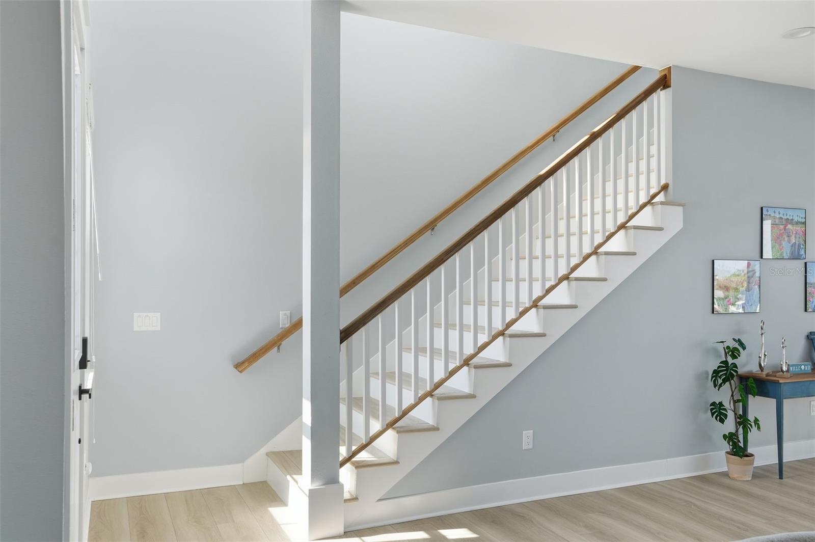 FLOR A MAR - Residential