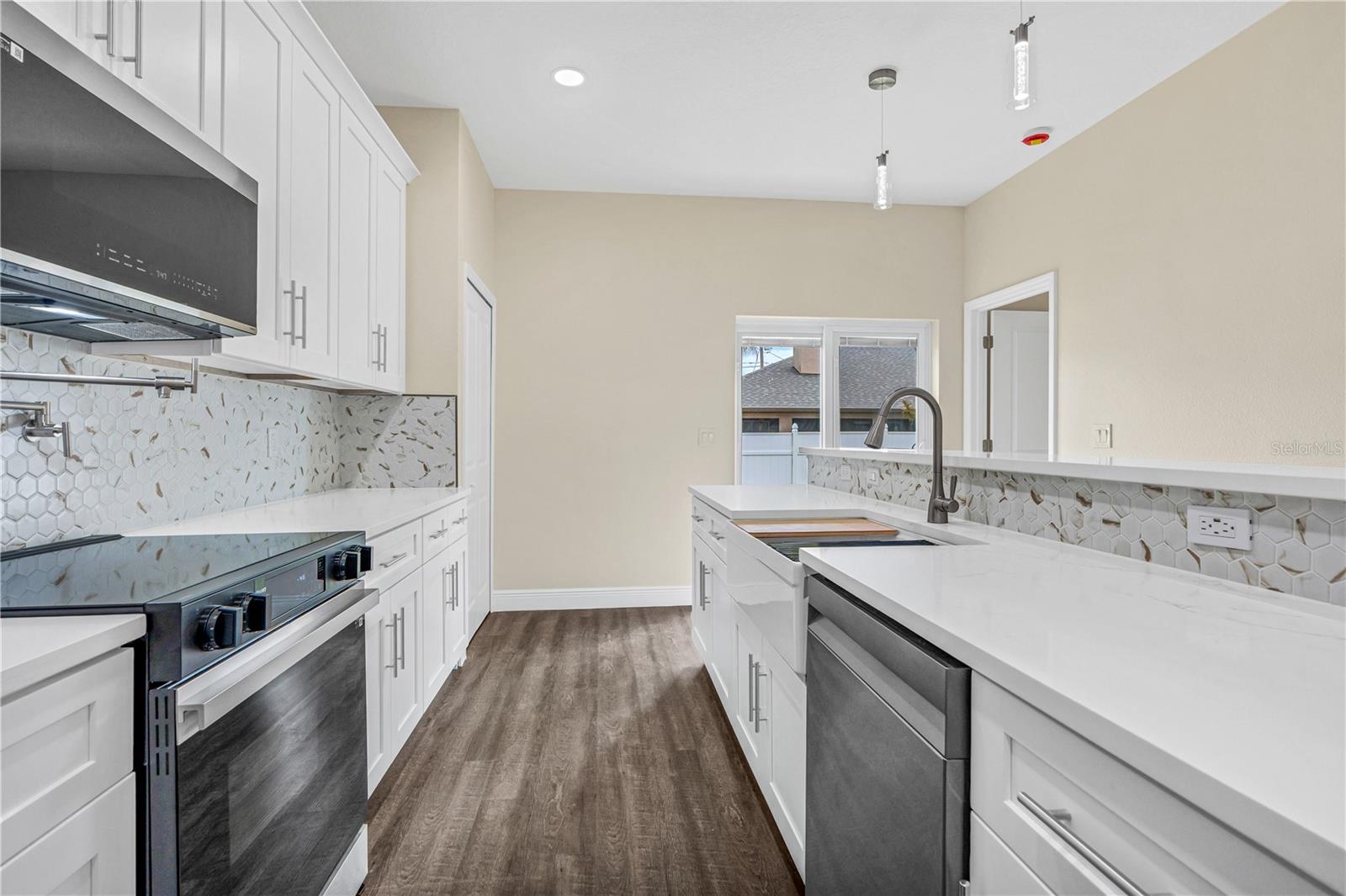MADISON HEIGHTS - Residential