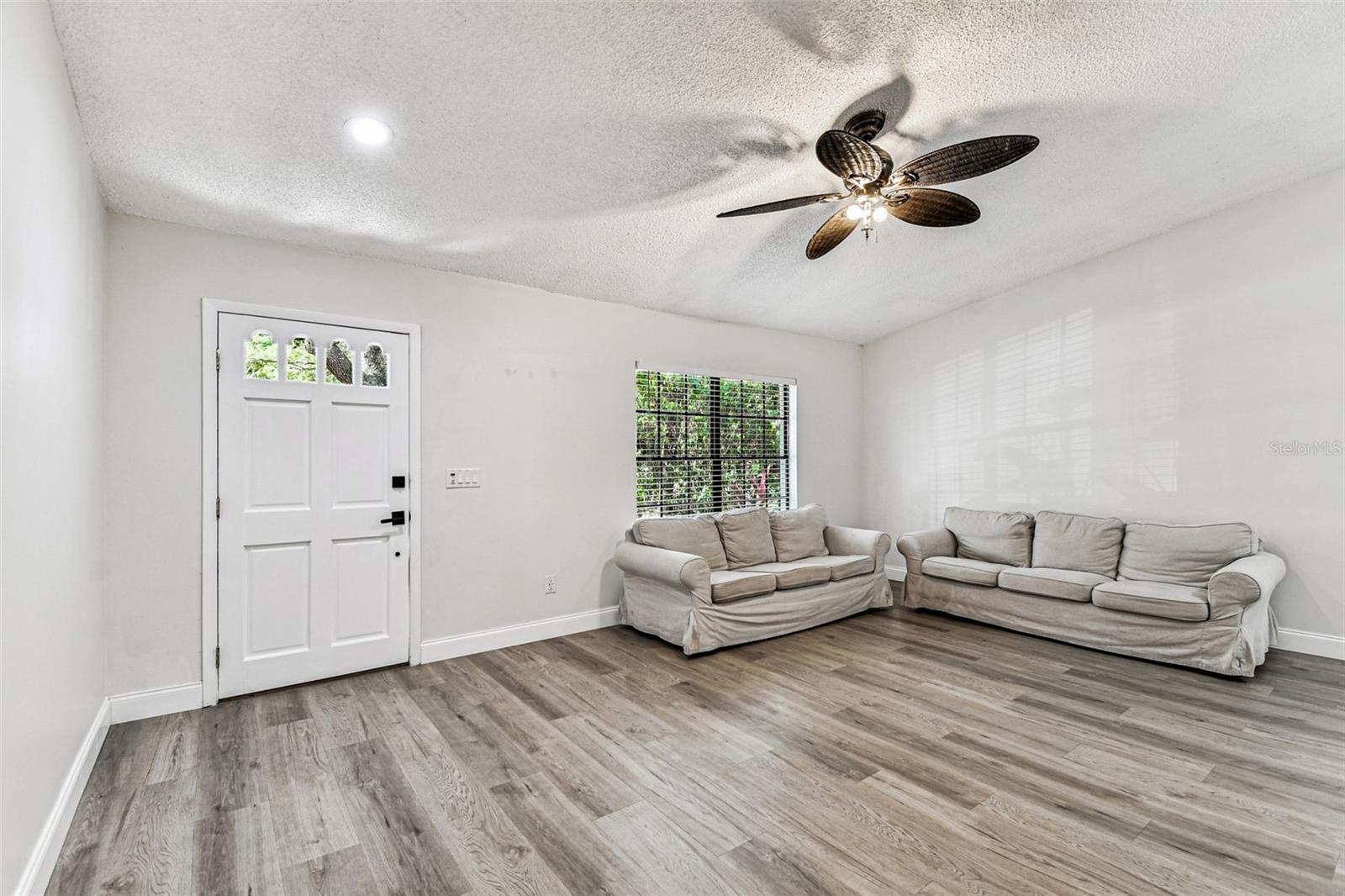 MIDWAY HEIGHTS - Residential Lease