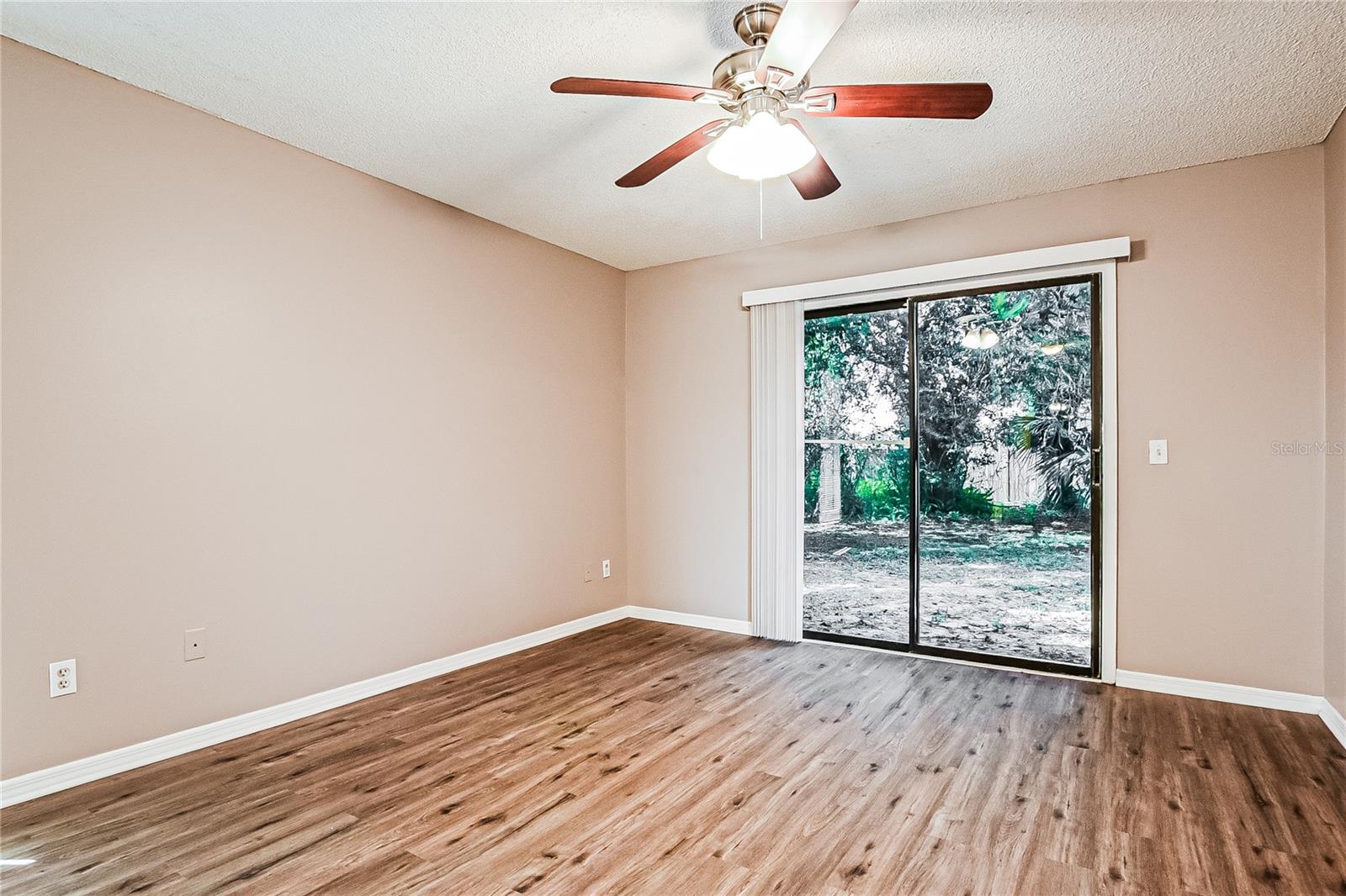 DELTONA LAKES UNIT 05 - Residential