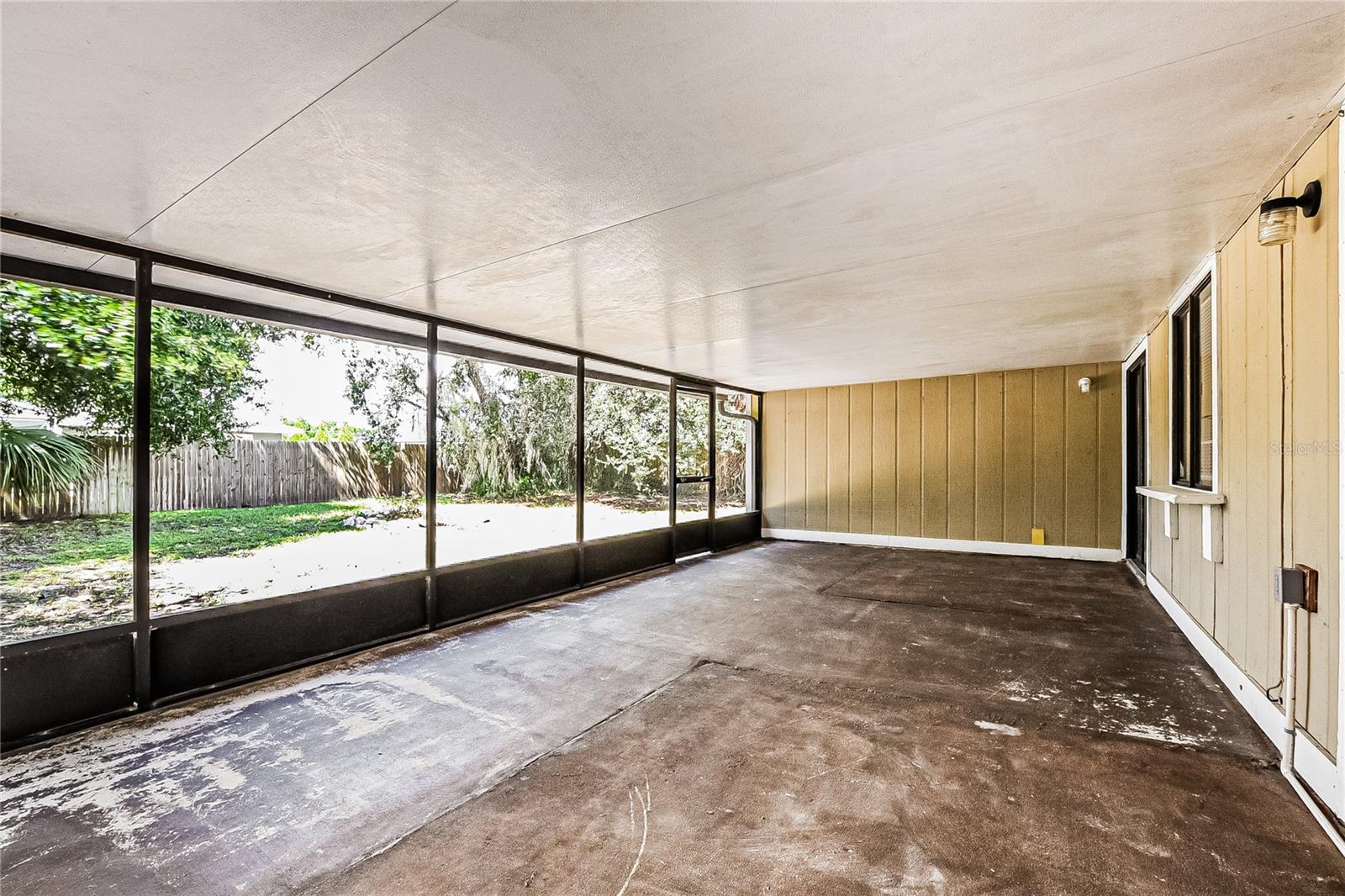 DELTONA LAKES UNIT 05 - Residential
