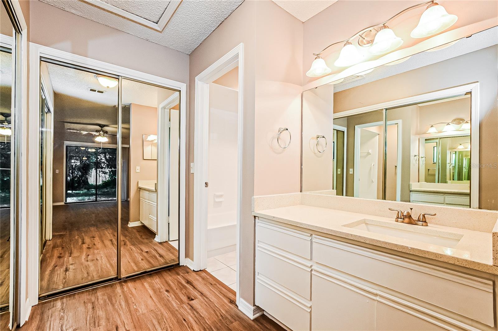 DELTONA LAKES UNIT 05 - Residential