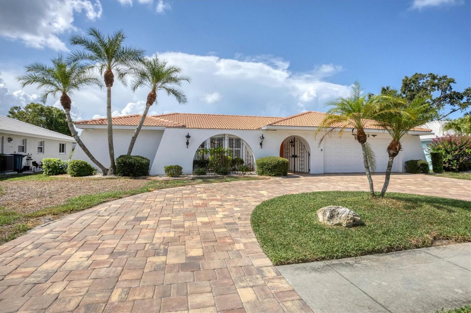 GULF GATE WOODS - Residential