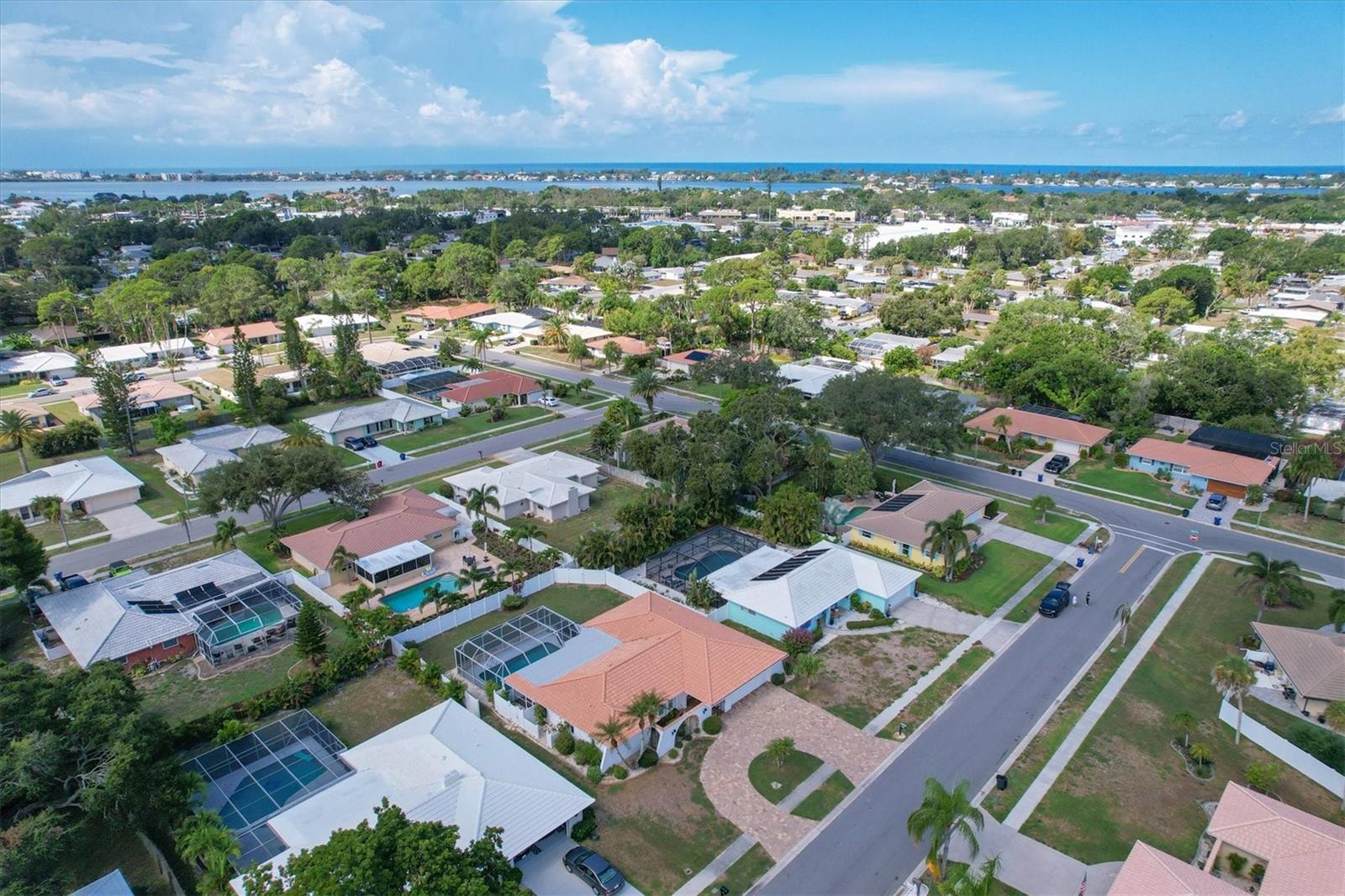 GULF GATE WOODS - Residential