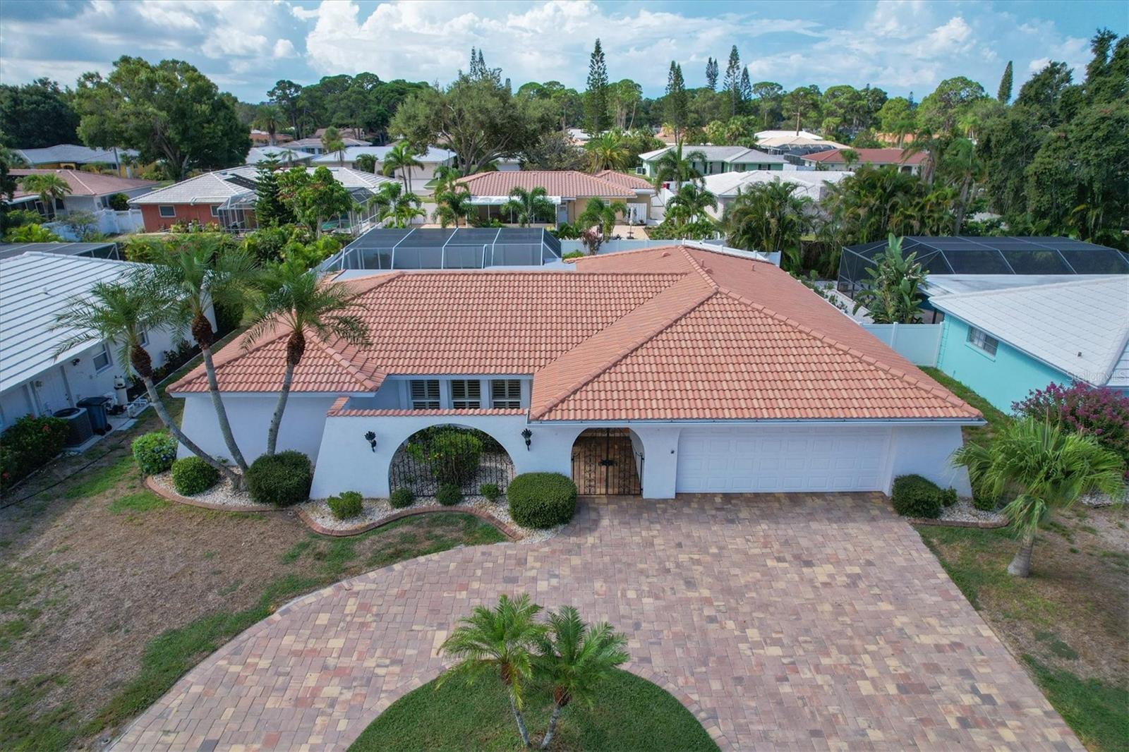 GULF GATE WOODS - Residential