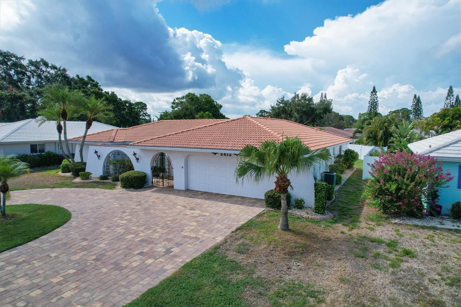 GULF GATE WOODS - Residential