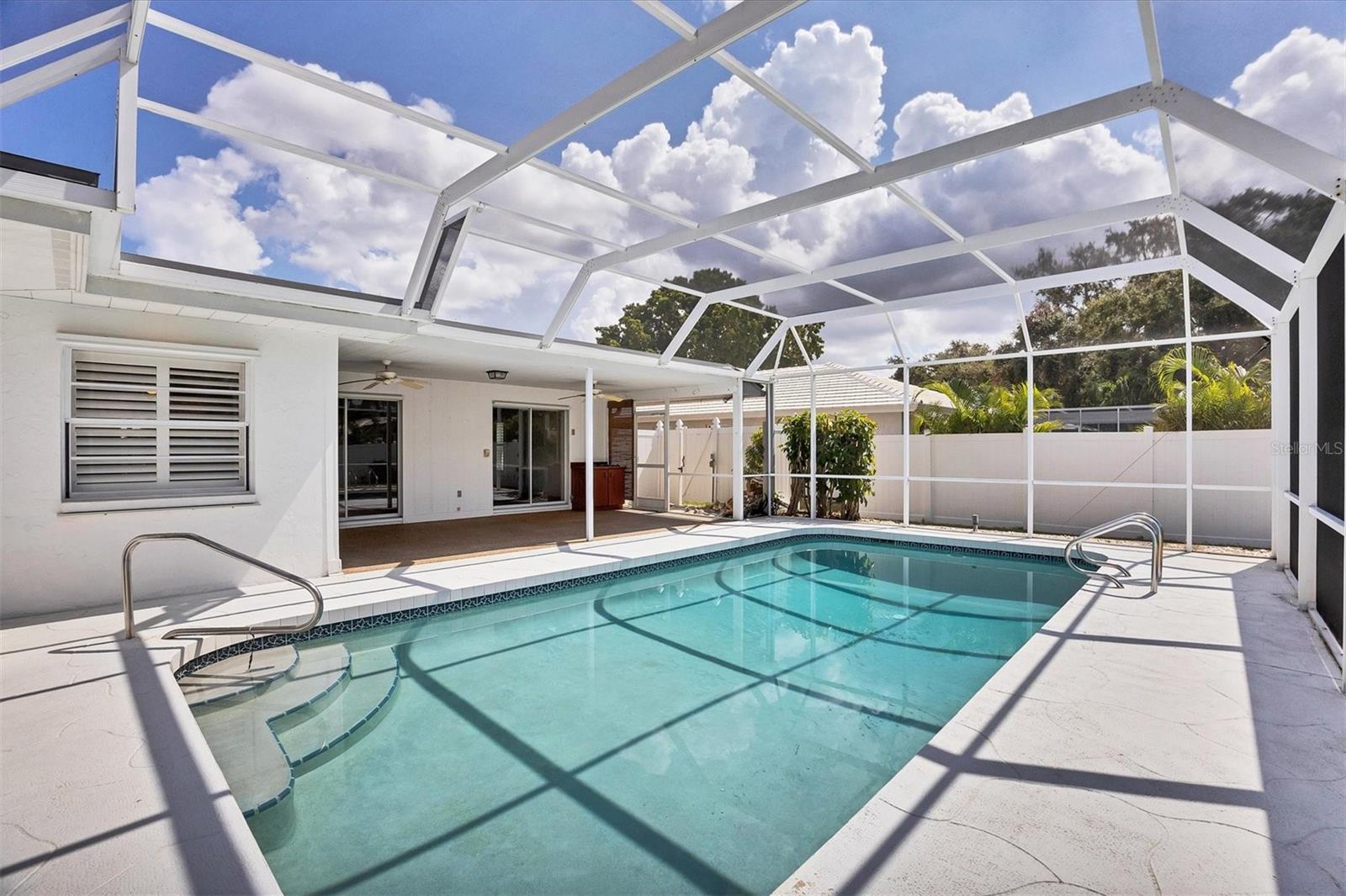 GULF GATE WOODS - Residential