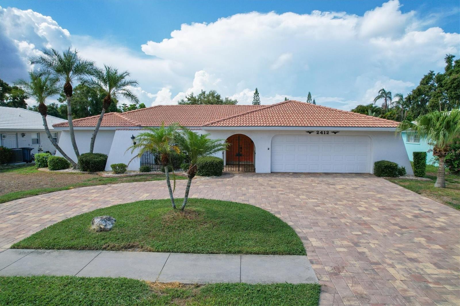 GULF GATE WOODS - Residential