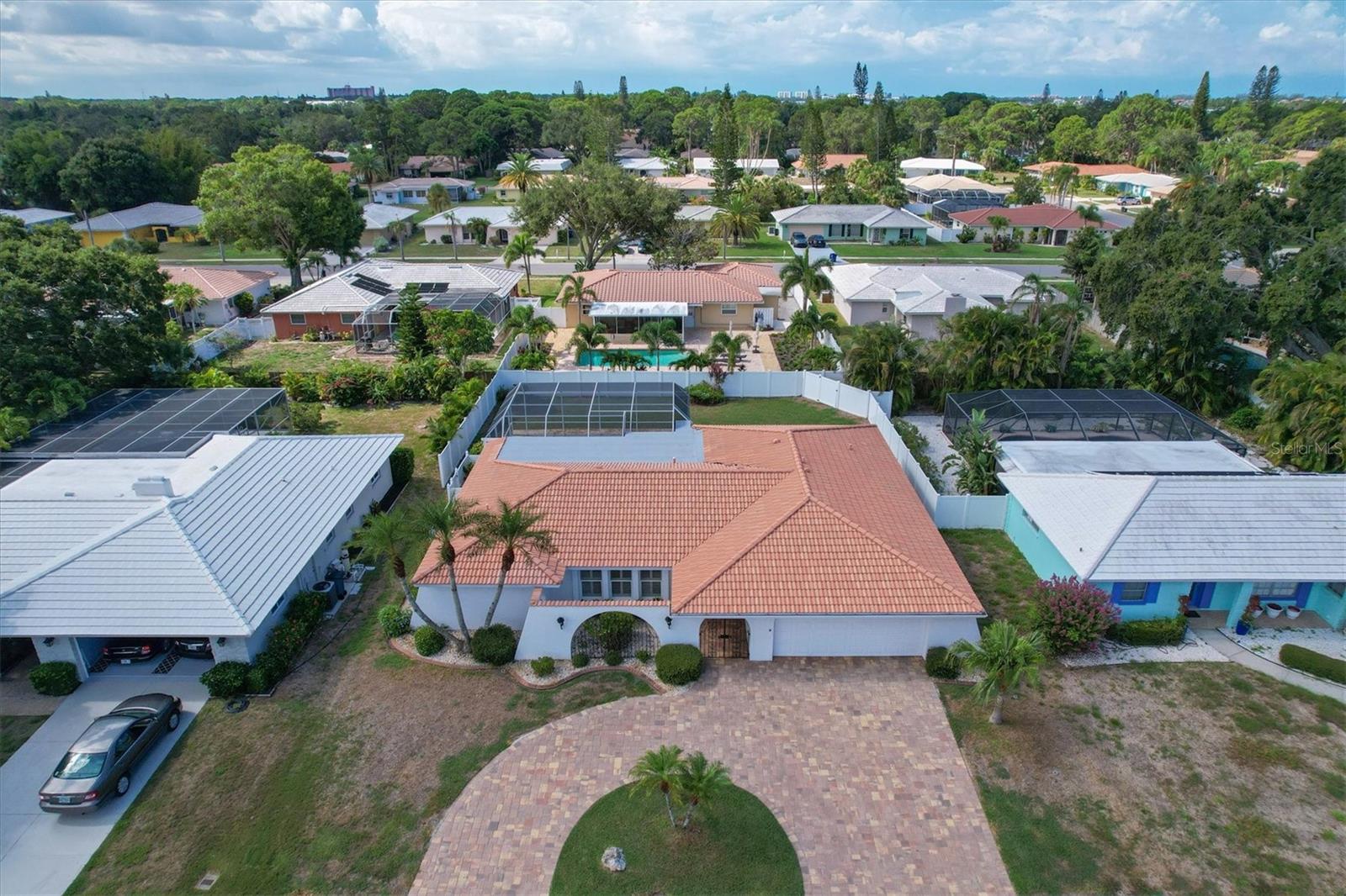 GULF GATE WOODS - Residential