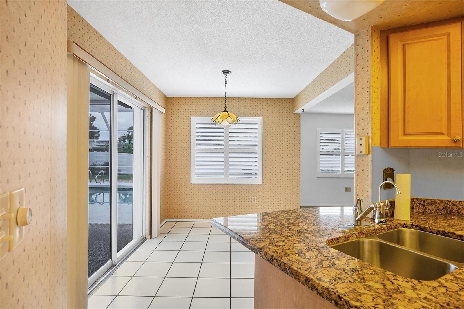 GULF GATE WOODS - Residential