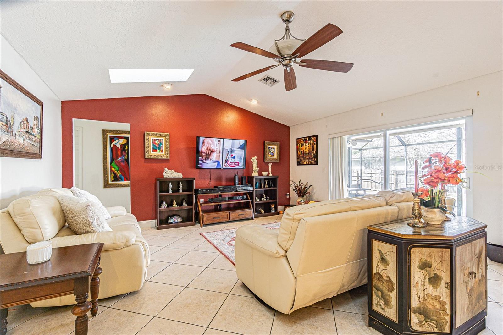 RIVER CROSSING - Residential