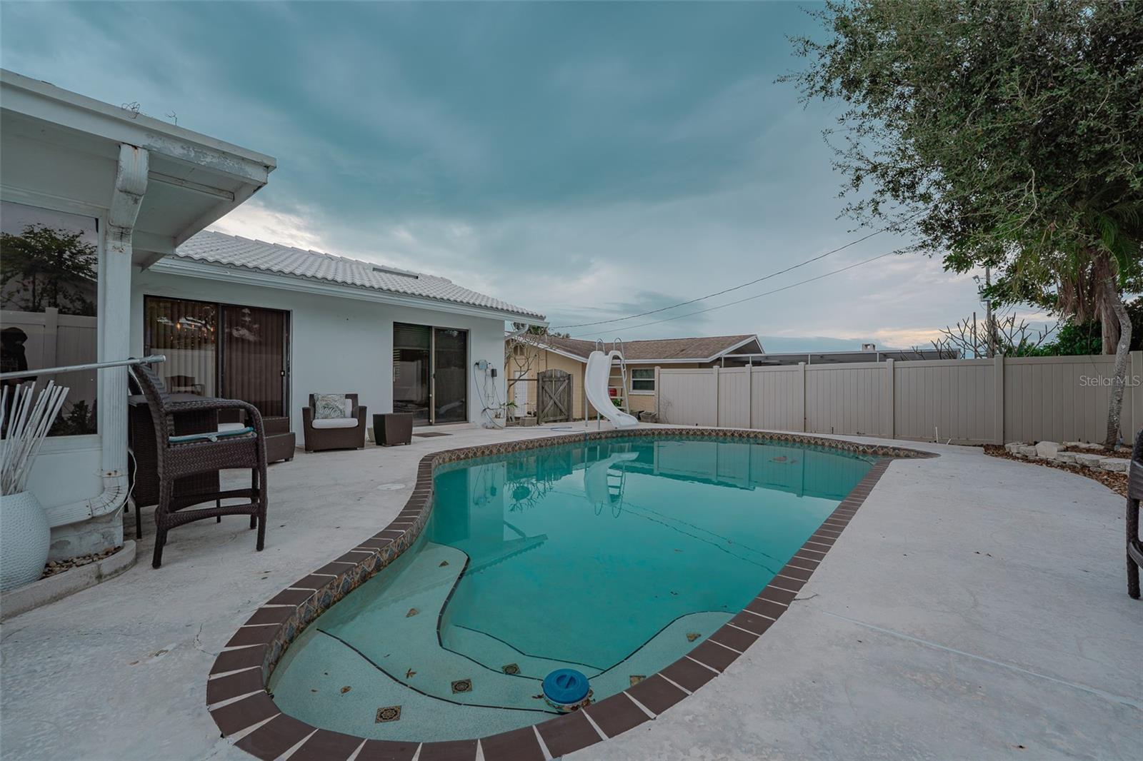 YACHT CLUB ESTATES - Residential