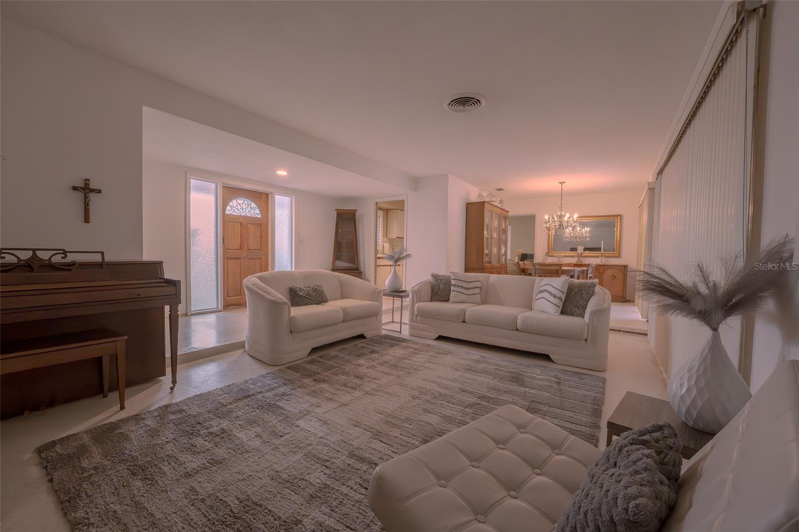 YACHT CLUB ESTATES - Residential