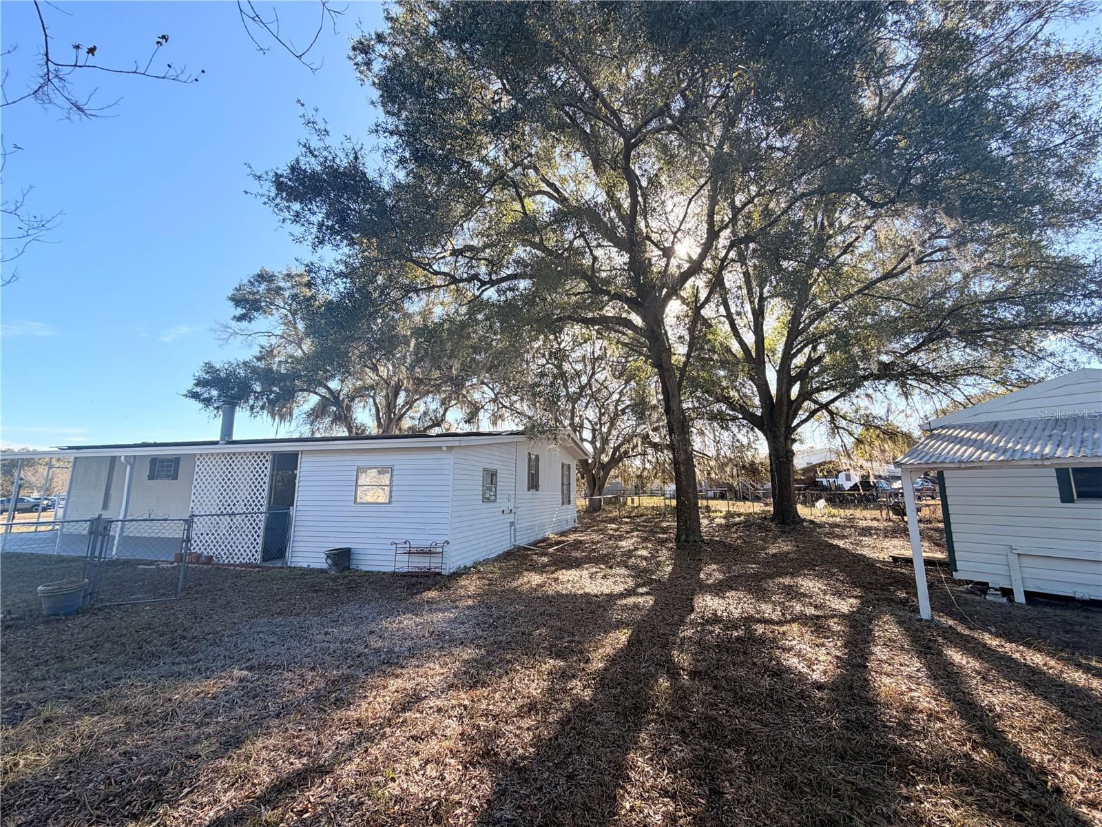 HILL N DALE THE VILLAGE - Residential