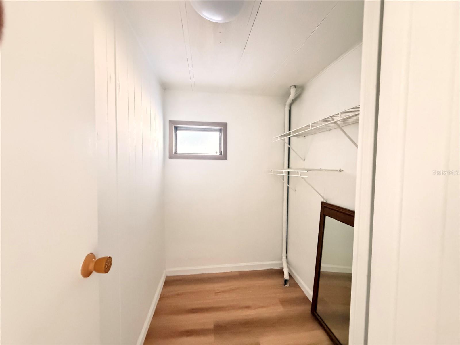 HILL N DALE THE VILLAGE - Residential