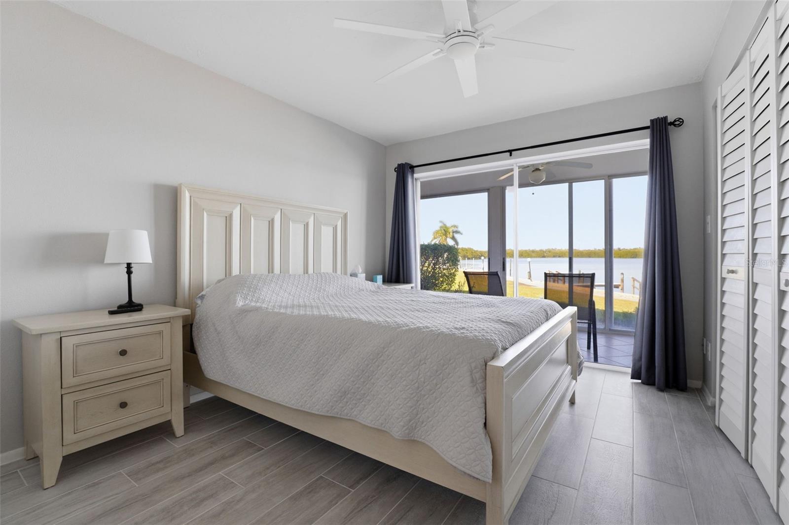 LONGBOAT HARBOUR - Residential