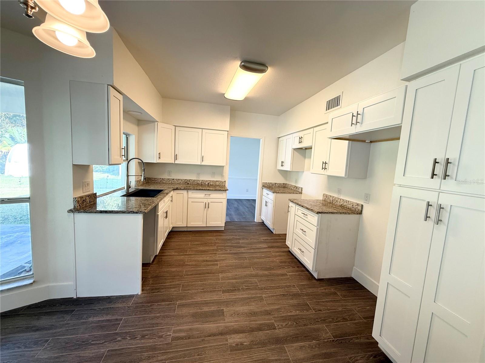 RIVERSIDE AT TWIN RIVERS UN 3C - Residential Lease