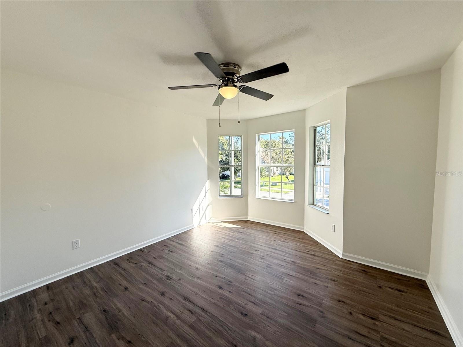 RIVERSIDE AT TWIN RIVERS UN 3C - Residential Lease