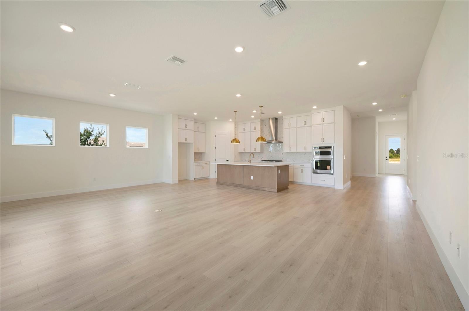 PALMERA AT WELLEN PARK - Residential