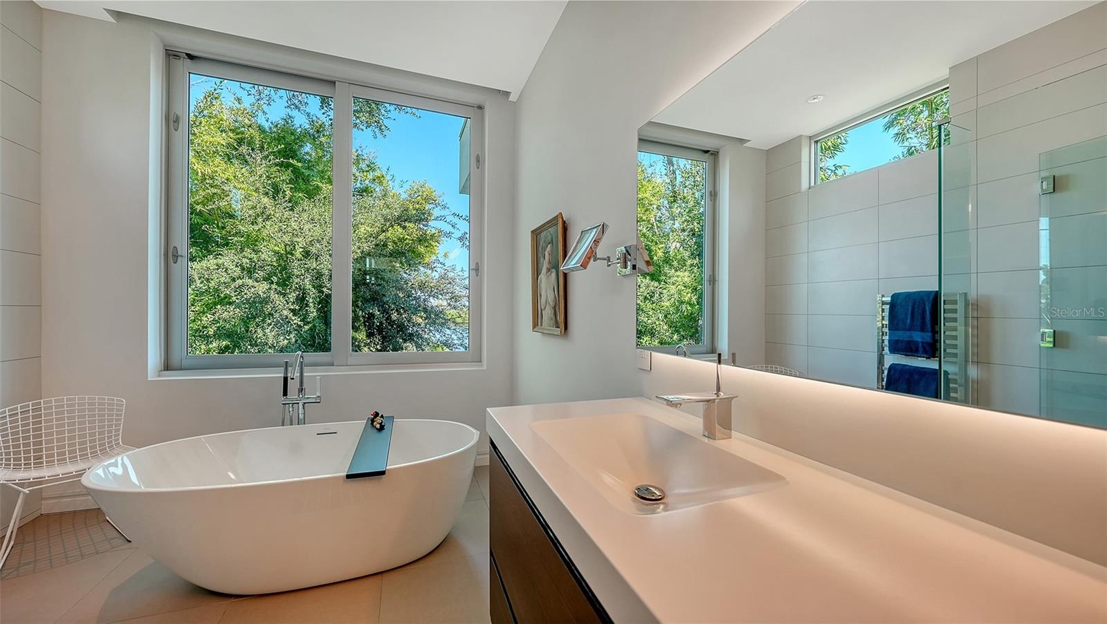 COCOANUT BAYOU - Residential