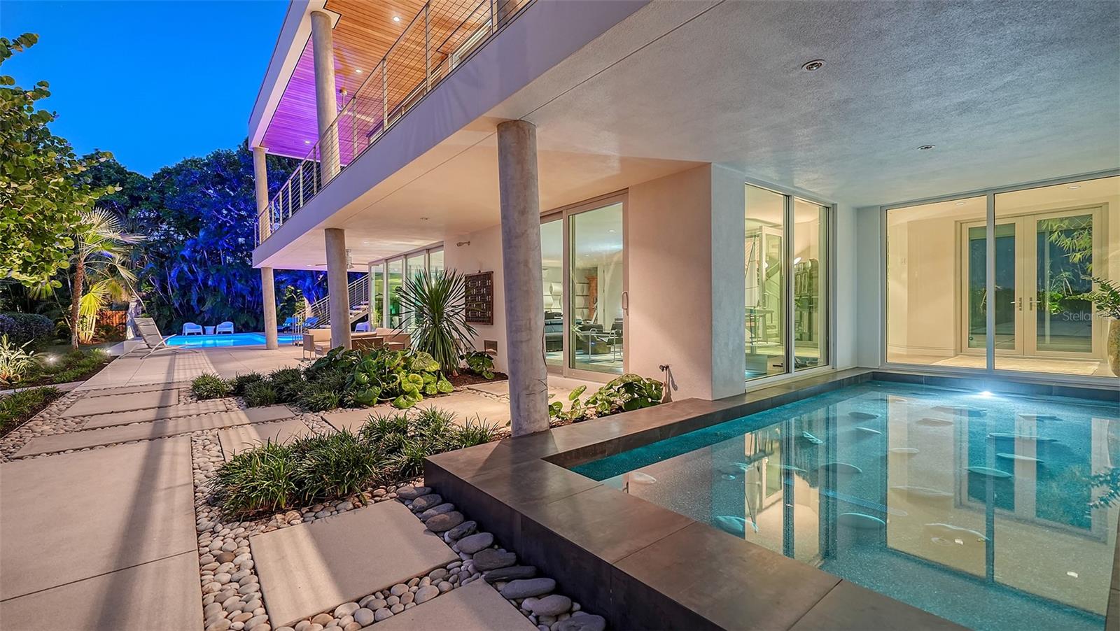 COCOANUT BAYOU - Residential