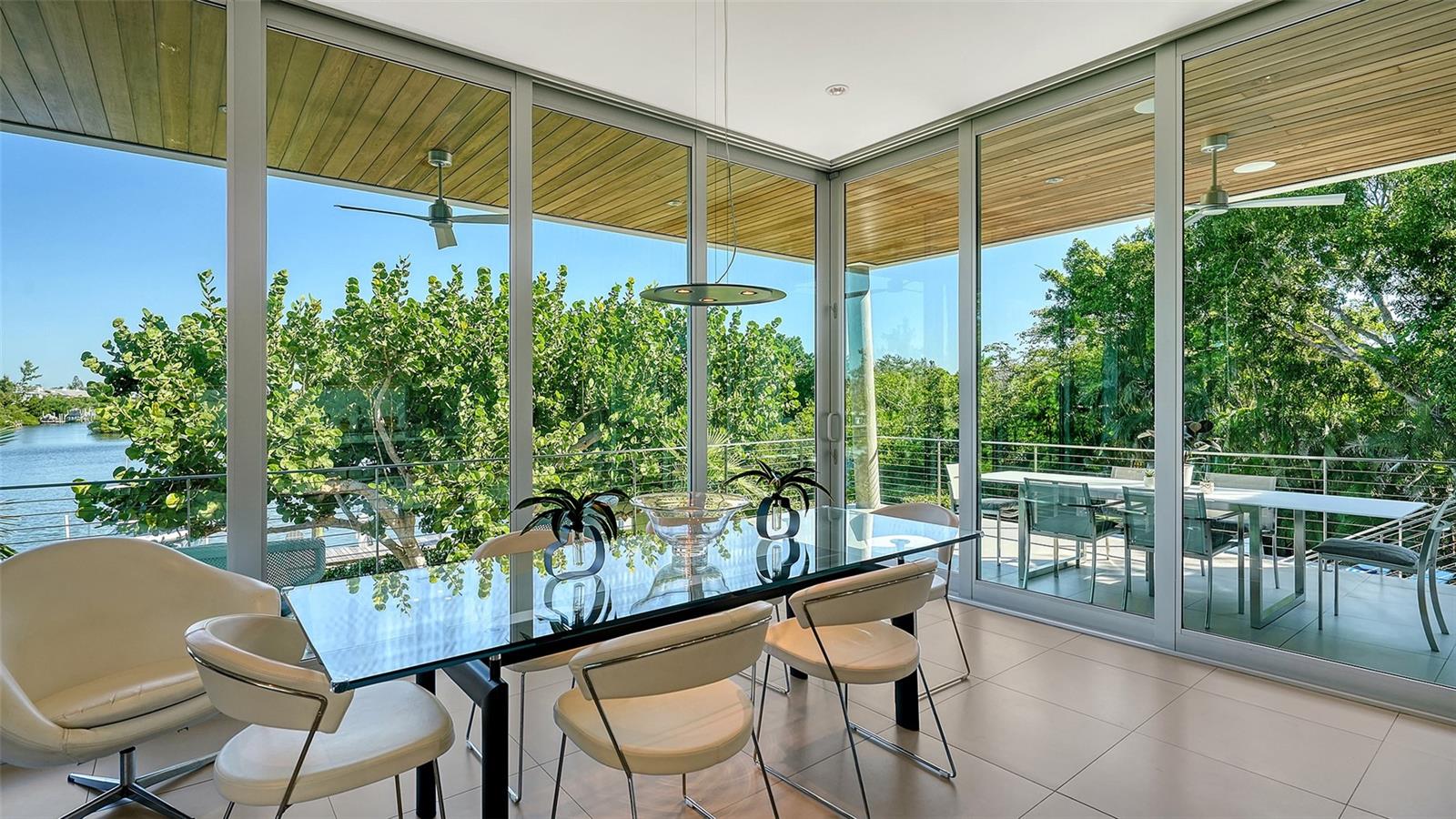 COCOANUT BAYOU - Residential