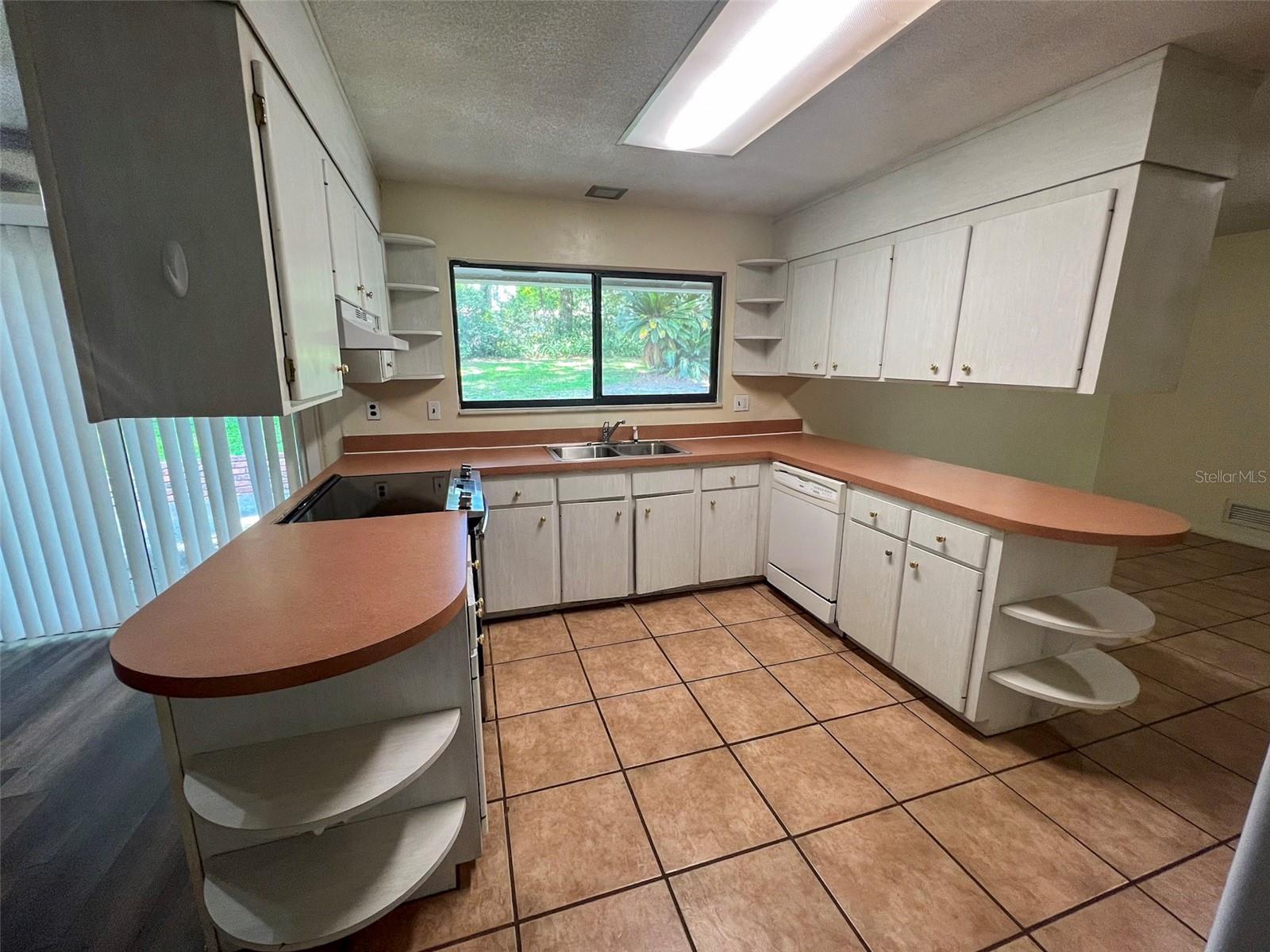 LIBBY HEIGHTS - Residential Lease