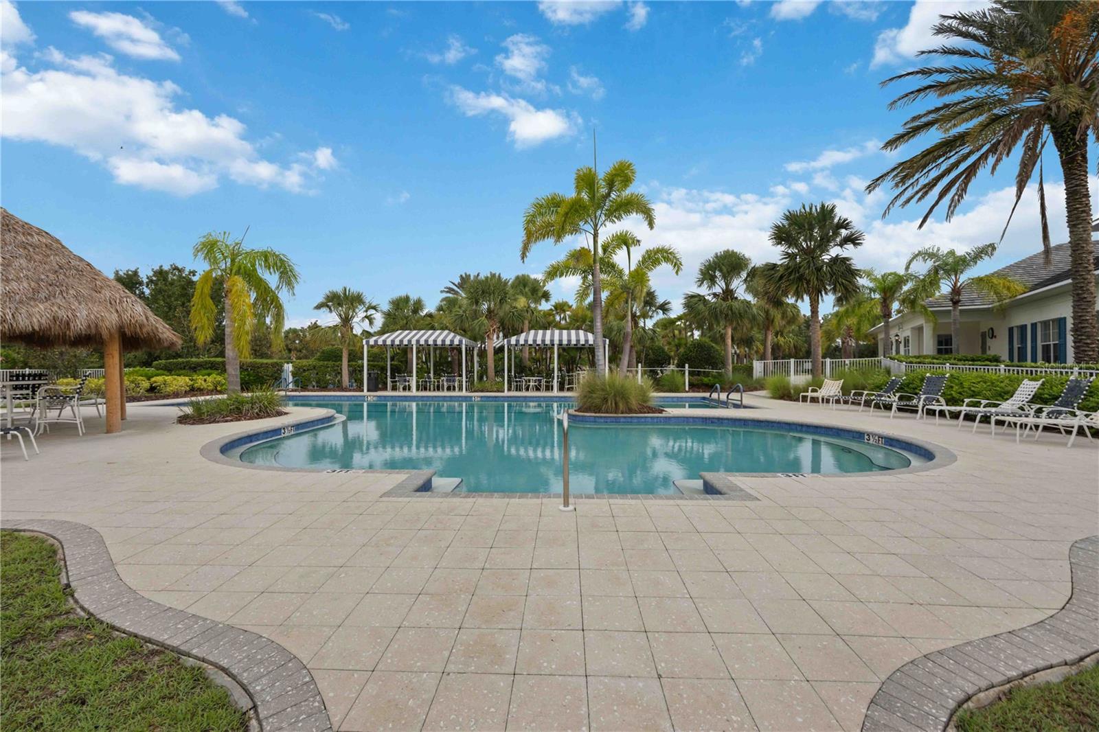 GRAND PALM PHASE 1A - Residential