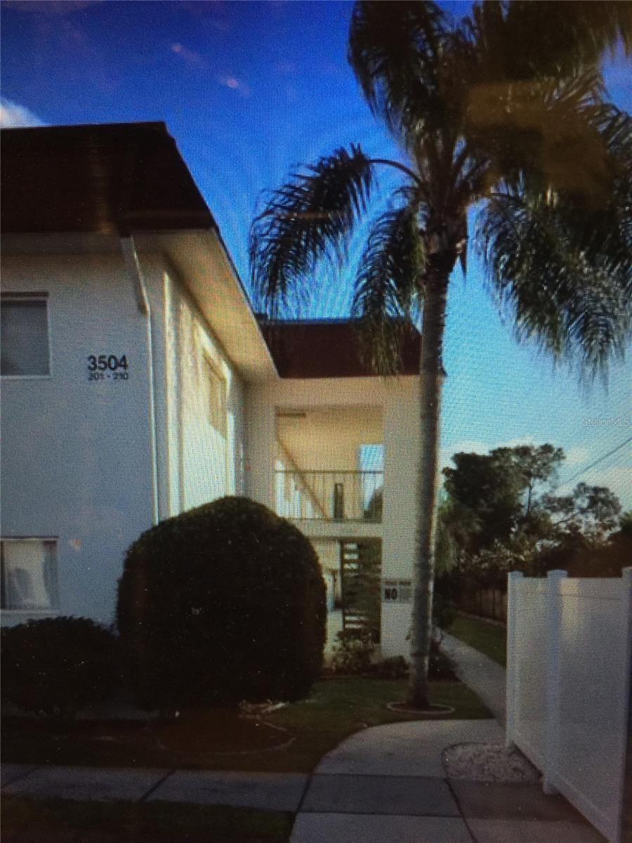 2nd floor 2/2 unfurnished condo w/great neighbors located on beneva close to bee ridge shopping. Master bedroom w/walk in closet, Slider off living dining combo goes to screened lanai w/storage closet. Kitchen w/dw, range & fridge w/eat in area for a cafe table. Recent remodel with master bath shower only, main bath tub w/shower and vacant July 4. 2 laundry areas and pool in center of 4 buildings, Amenities include cable w/xfinity, pool, lawn, water and sewer, bike or golf cart room, clubhouse. App fee to association $150 credited on 1st mo, rent. 10 min to downtown, hospitals, I 75 & Siesta Key beach. Golf course at your back door and a short walk to Legacy traill bike/wallking trail. On bus route and room for 2 cars on property.