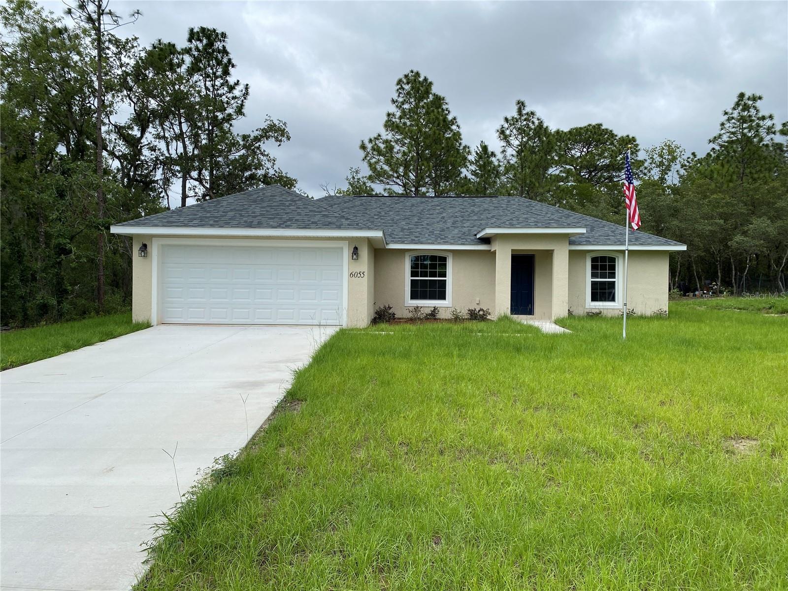 Beautiful Home in a desirable SW Ocala neighborhood.
Home offers a spacious split plan with cathedral ceilings in the living room and kitchen. Kitchen design features, stainless appliances with stunning granite countertops to complement the upgraded wood cabinetry featuring self-closing drawers and doors! You will enjoy entertaining in this kitchen with its eight foot serving counter and sliding door leading to attached screen enclosed lanai! Master bedroom is spacious and features walk in closet with a custom tiled master bath and wood cabinetry with granite counters! All wet areas are tiled with carpeted living areas. Two car garage boasts painted interior, epoxy flooring. **Allows large dogs by approval only, requires additional non-refundable security and monthly pet fee.**
All RPM Diversified residents are enrolled in the Resident Benefits Package (RBP) for $39.95/month which includes renters insurance, credit building to help boost your credit score with timely rent payments, $1M Identity Protection, HVAC air filter delivery (for applicable properties), move-in concierge service making utility connection and home service setup a breeze during your move-in, our best-in-class resident rewards program, and much more! More details upon application.
Non-Smoking Home. Renter's Insurance is required!
First and Security required to Move-In
Our property offers deposit-free leasing using Obligo billing authorization technology (for qualified renters).
Available with no security deposit with Obligo!
There are restrictions on pets, if pets are allowed, there will be additional fees required.
By applying to lease with Real Property Management Diversified you will have to create either a pet/animal profile or a no-pet profile using our firm’s third-party screening service.