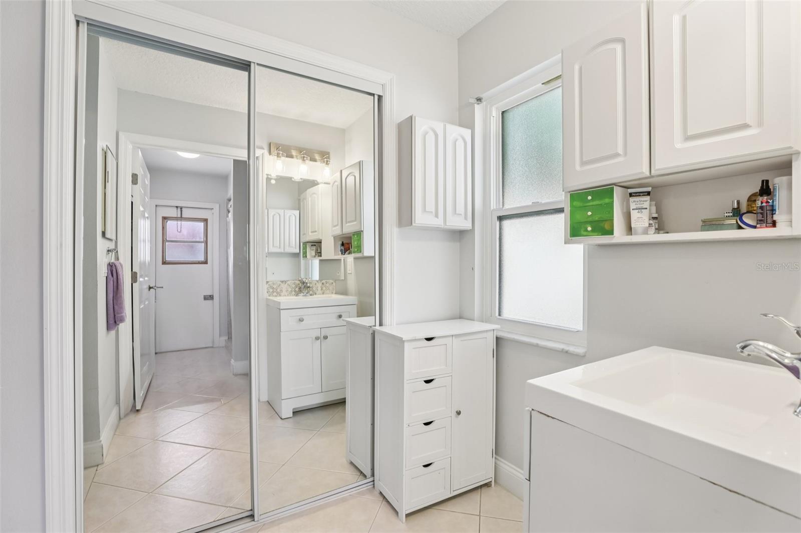 GRANADA VILLAS PH 03 - Residential