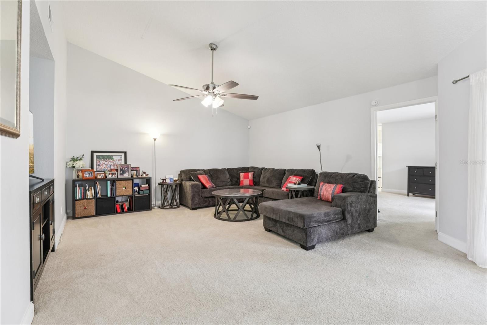 GRANADA VILLAS PH 03 - Residential