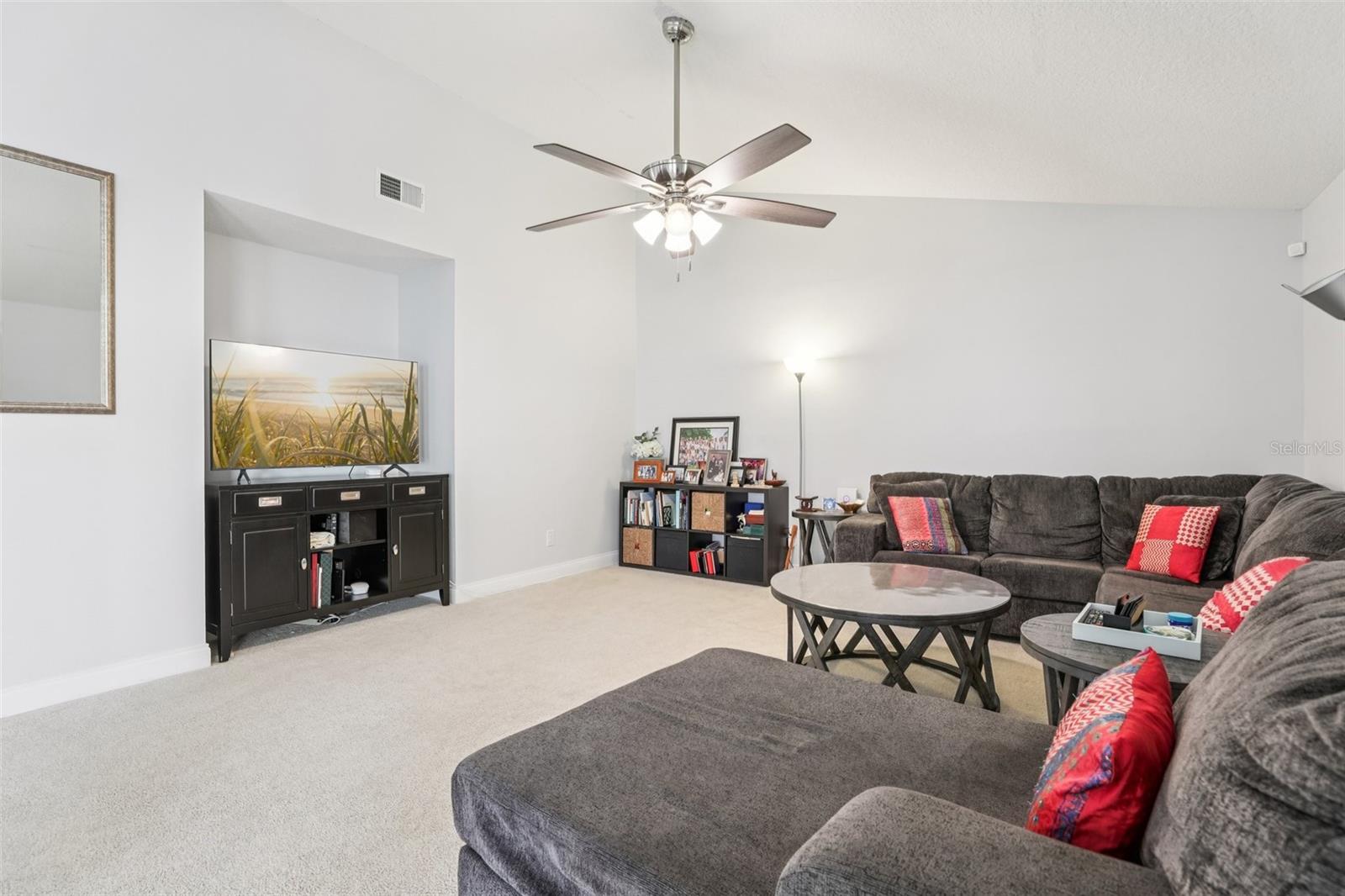 GRANADA VILLAS PH 03 - Residential