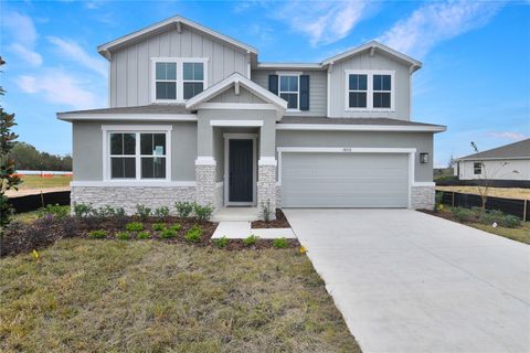 Photo of 10112 Turnberry Lane, Leesburg, FL 34788 (MLS # S5140265)