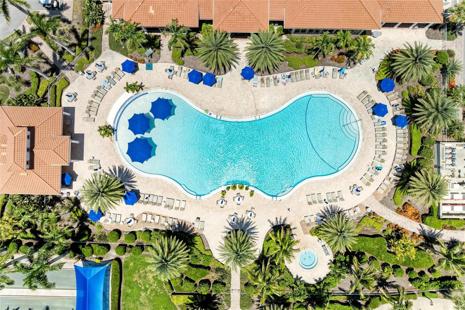 ISLANDWALK AT THE WEST VILLAGE - Residential