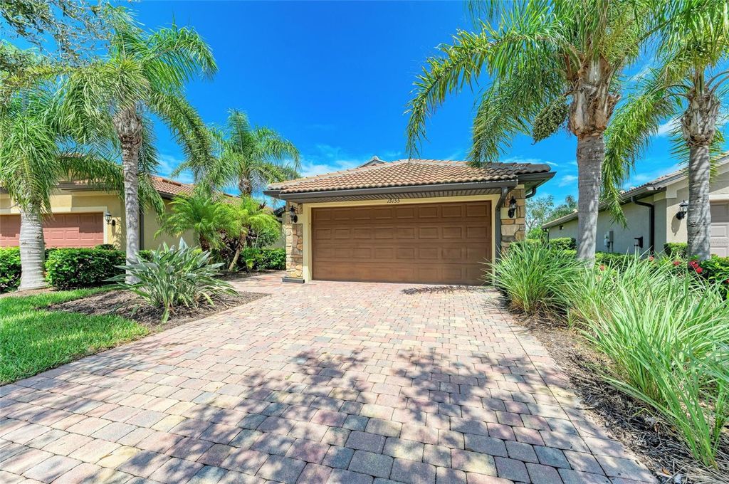 Photo of 19155 Mangieri Street, Venice, FL 34293 (MLS # N6140071)